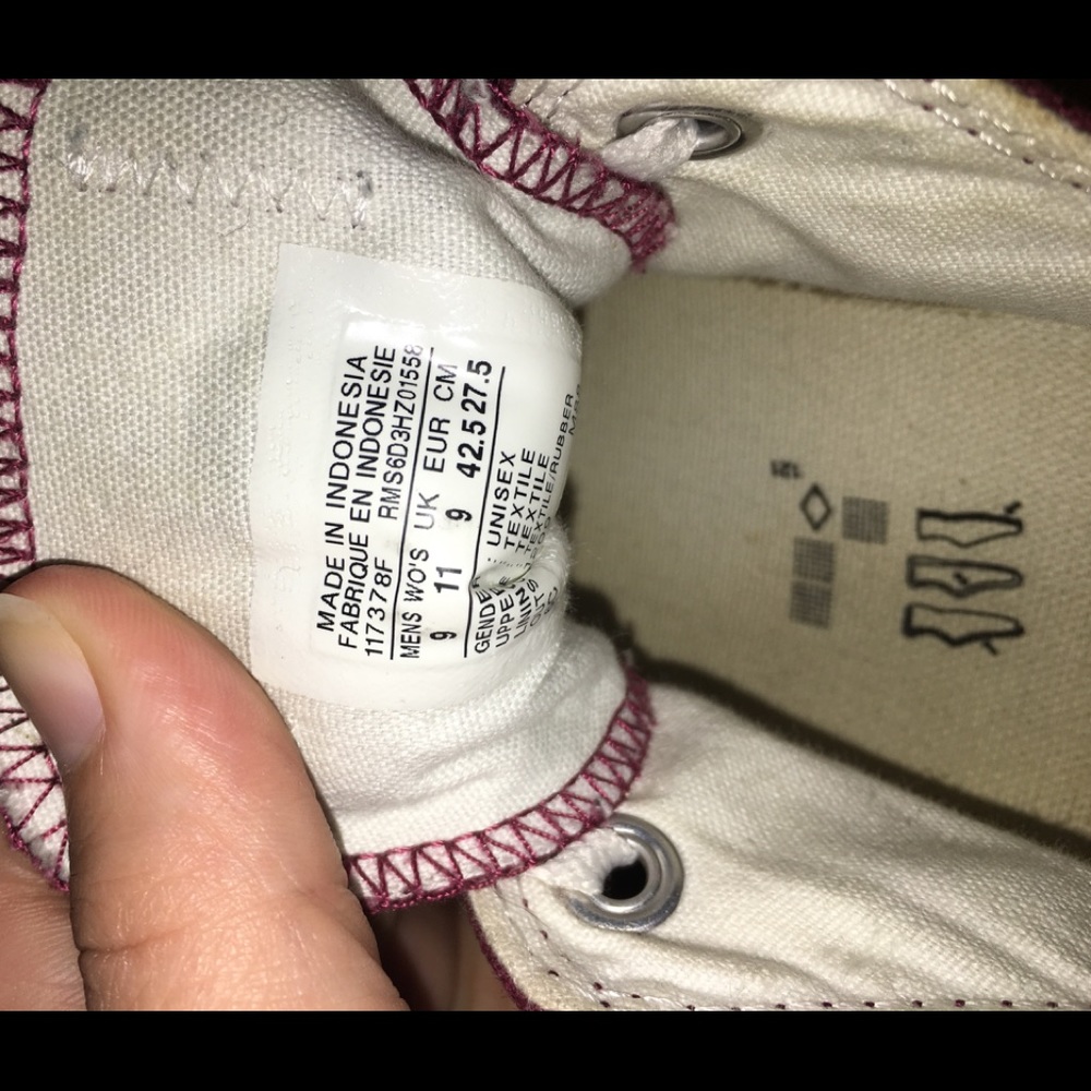 Converse - Picture 4 of 7